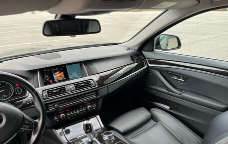 BMW 5 серия, 2014 год, 2 550 000 рублей, 15 фотография