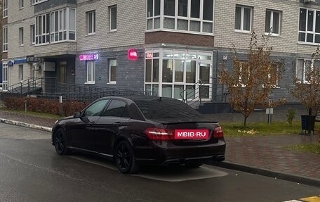 Mercedes-Benz E-Класс, 2010 год, 1 600 000 рублей, 24 фотография