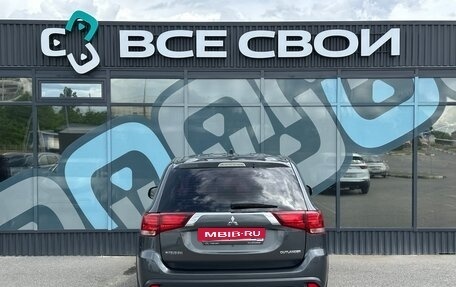 Mitsubishi Outlander III рестайлинг 3, 2017 год, 1 947 000 рублей, 6 фотография