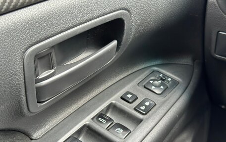 Mitsubishi Outlander III рестайлинг 3, 2017 год, 1 947 000 рублей, 13 фотография