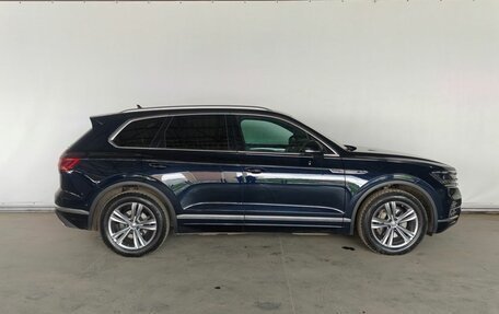 Volkswagen Touareg III, 2020 год, 5 450 000 рублей, 8 фотография
