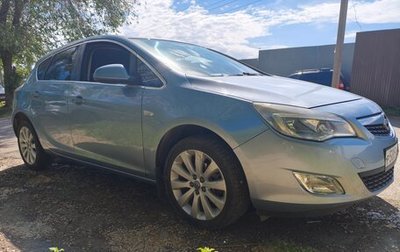 Opel Astra J, 2011 год, 690 000 рублей, 1 фотография