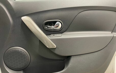 Renault Logan II, 2020 год, 1 177 000 рублей, 16 фотография