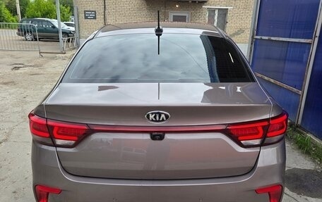 KIA Rio IV, 2018 год, 1 250 000 рублей, 5 фотография