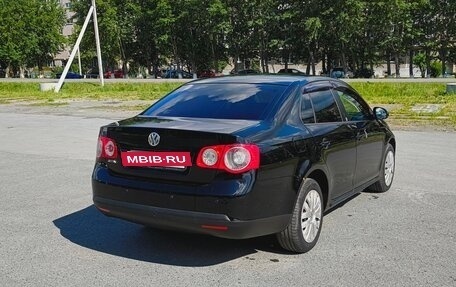 Volkswagen Jetta VI, 2010 год, 645 000 рублей, 5 фотография