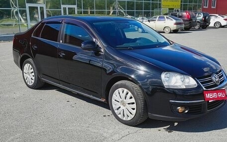 Volkswagen Jetta VI, 2010 год, 645 000 рублей, 6 фотография