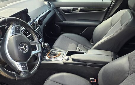 Mercedes-Benz C-Класс, 2012 год, 1 250 000 рублей, 5 фотография