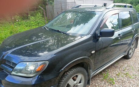 Mitsubishi Outlander III рестайлинг 3, 2006 год, 535 000 рублей, 2 фотография