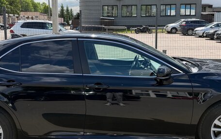 Toyota Camry, 2019 год, 2 600 000 рублей, 2 фотография