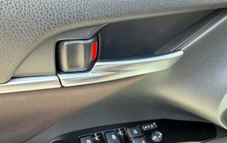 Toyota Camry, 2019 год, 2 600 000 рублей, 11 фотография
