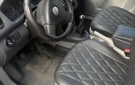Volkswagen Caddy III рестайлинг, 2009 год, 880 000 рублей, 4 фотография