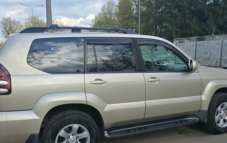 Toyota Land Cruiser Prado 120 рестайлинг, 2008 год, 2 400 000 рублей, 10 фотография