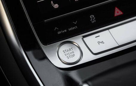Audi Q7, 2019 год, 5 999 000 рублей, 26 фотография