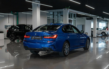 BMW 3 серия, 2021 год, 4 530 000 рублей, 4 фотография