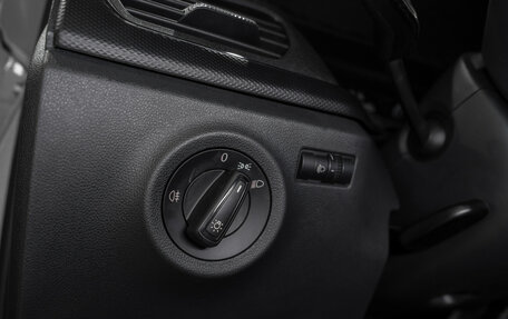 Volkswagen Polo VI (EU Market), 2021 год, 1 675 000 рублей, 18 фотография