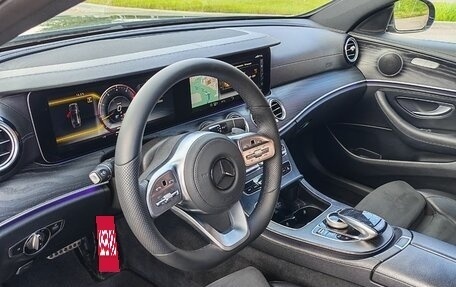 Mercedes-Benz E-Класс, 2018 год, 3 200 000 рублей, 7 фотография