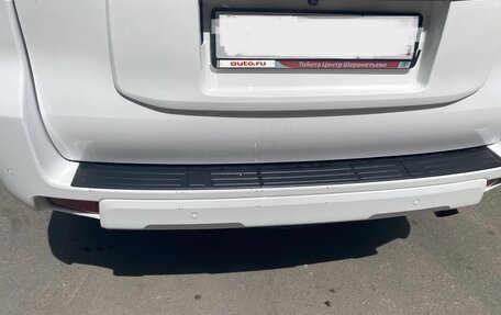 Toyota Land Cruiser Prado 150 рестайлинг 2, 2018 год, 5 200 000 рублей, 6 фотография