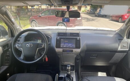 Toyota Land Cruiser Prado 150 рестайлинг 2, 2018 год, 5 200 000 рублей, 1 фотография