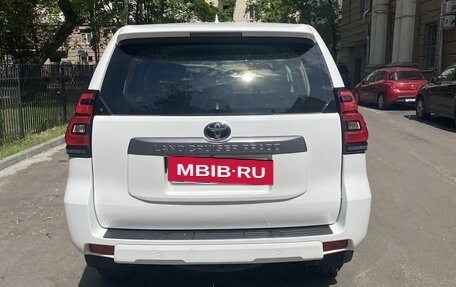 Toyota Land Cruiser Prado 150 рестайлинг 2, 2018 год, 5 200 000 рублей, 10 фотография