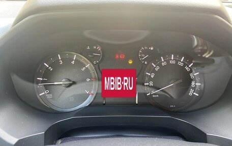Toyota Land Cruiser Prado 150 рестайлинг 2, 2018 год, 5 200 000 рублей, 12 фотография
