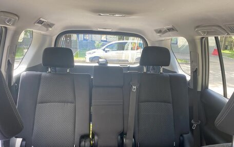 Toyota Land Cruiser Prado 150 рестайлинг 2, 2018 год, 5 200 000 рублей, 31 фотография