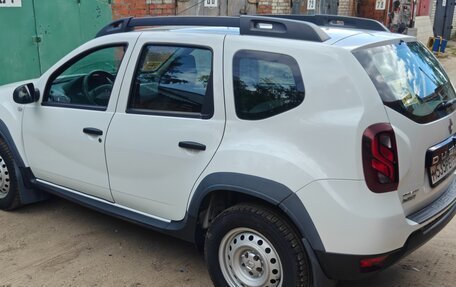 Renault Duster I рестайлинг, 2017 год, 1 350 000 рублей, 4 фотография