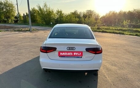 Audi A4, 2013 год, 1 560 000 рублей, 4 фотография