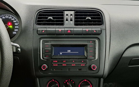 Volkswagen Polo VI (EU Market), 2011 год, 704 000 рублей, 18 фотография