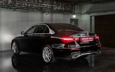 Mercedes-Benz E-Класс, 2021 год, 4 895 000 рублей, 2 фотография