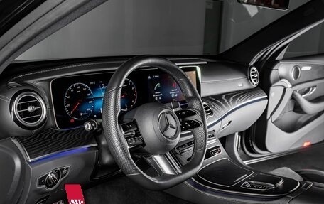 Mercedes-Benz E-Класс, 2021 год, 4 895 000 рублей, 5 фотография
