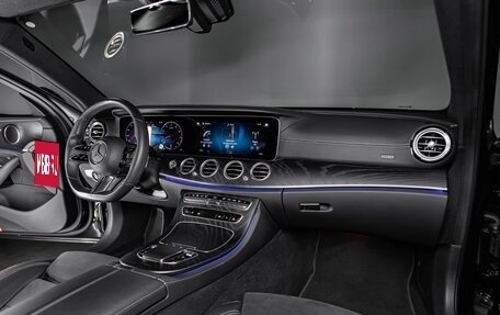 Mercedes-Benz E-Класс, 2021 год, 4 895 000 рублей, 10 фотография