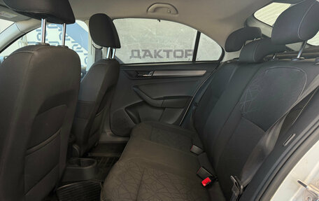 Skoda Rapid I, 2018 год, 997 000 рублей, 11 фотография