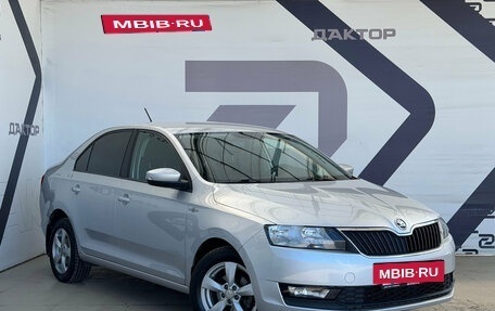 Skoda Rapid I, 2018 год, 997 000 рублей, 3 фотография