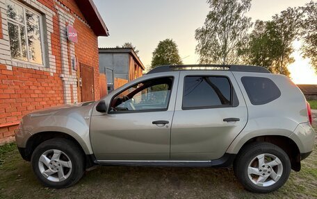 Renault Duster I рестайлинг, 2014 год, 750 000 рублей, 2 фотография