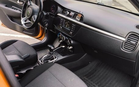KIA Rio IV, 2018 год, 1 300 000 рублей, 9 фотография