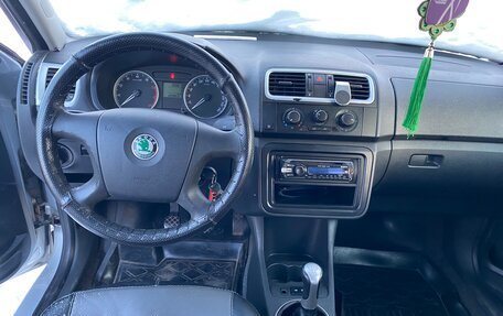 Skoda Fabia II, 2009 год, 231 000 рублей, 6 фотография