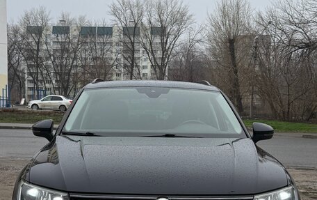 Volkswagen Tiguan II, 2019 год, 1 950 000 рублей, 2 фотография