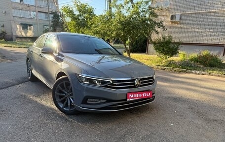 Volkswagen Passat B8 рестайлинг, 2021 год, 3 730 000 рублей, 1 фотография