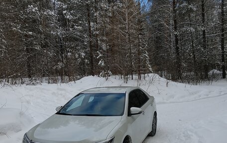 Toyota Camry, 2017 год, 2 700 000 рублей, 15 фотография