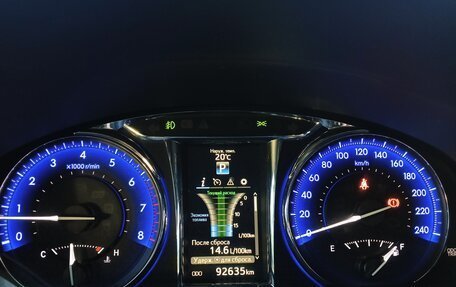 Toyota Camry, 2017 год, 2 700 000 рублей, 18 фотография