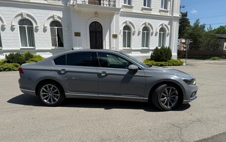 Volkswagen Passat B8 рестайлинг, 2021 год, 3 730 000 рублей, 3 фотография