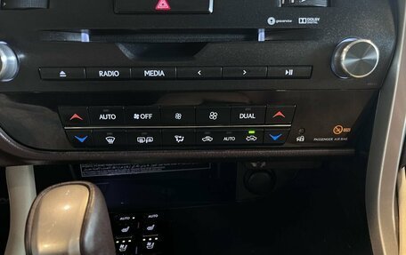 Lexus RX IV рестайлинг, 2018 год, 4 597 000 рублей, 15 фотография