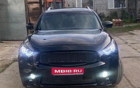 Infiniti FX II, 2010 год, 1 600 000 рублей, 4 фотография