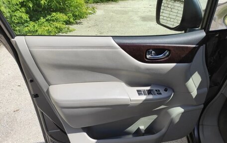 Nissan Quest IV, 2015 год, 1 900 000 рублей, 13 фотография