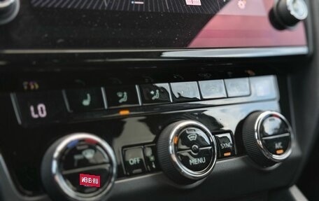 Skoda Octavia, 2017 год, 1 850 000 рублей, 19 фотография