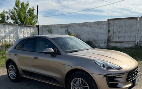 Porsche Macan I рестайлинг, 2015 год, 2 650 000 рублей, 9 фотография