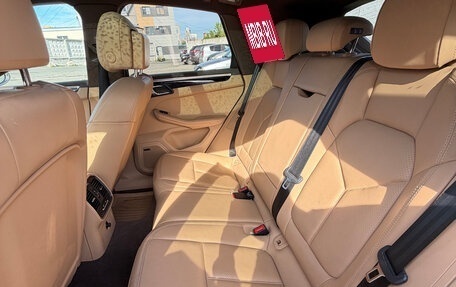 Porsche Macan I рестайлинг, 2015 год, 2 650 000 рублей, 23 фотография