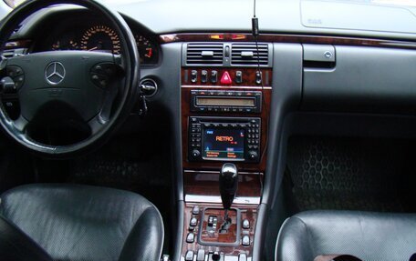 Mercedes-Benz E-Класс, 2000 год, 950 000 рублей, 6 фотография