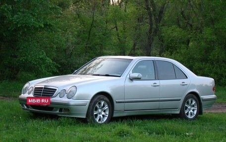 Mercedes-Benz E-Класс, 2000 год, 950 000 рублей, 2 фотография