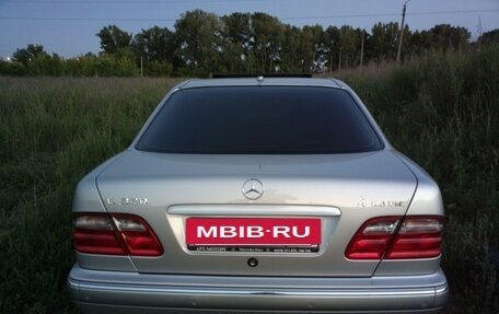 Mercedes-Benz E-Класс, 2000 год, 950 000 рублей, 5 фотография